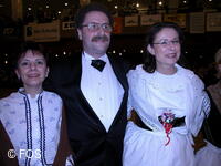 Národní krojový ples FOS 2004