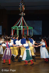 Národní krojový ples