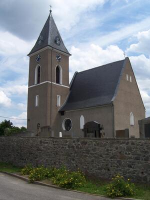 Kostel Dříteč