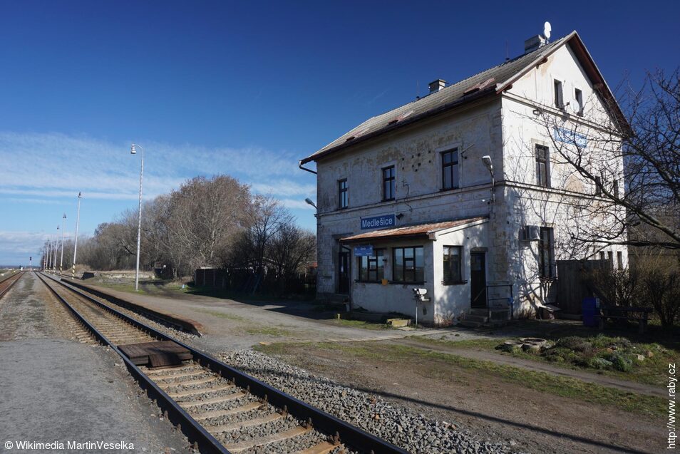 Medlešie, železniční stanice