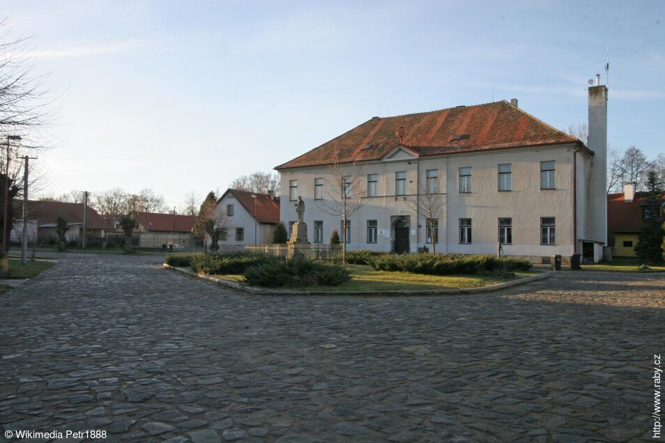 Třebosice, bývalá škola