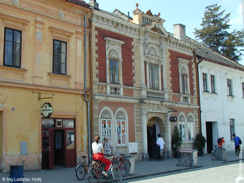Tovačov, vinárna Esko bar